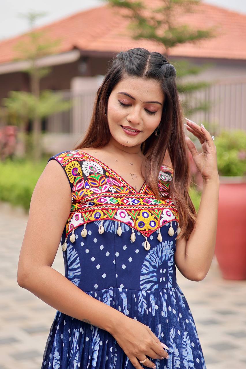 Leheriya Luxe Bandhani Magic Gown