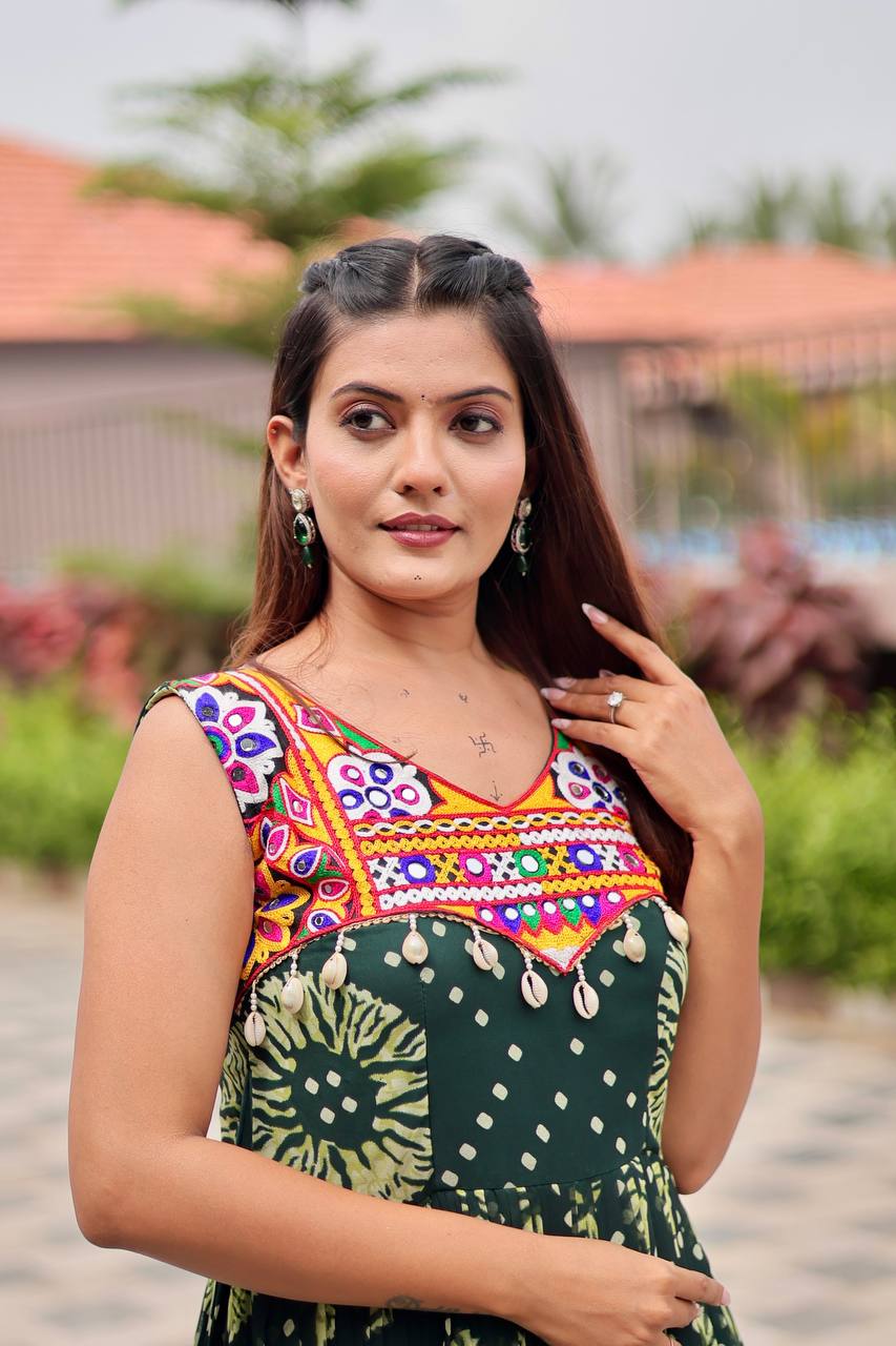 Leheriya Luxe Bandhani Magic Gown