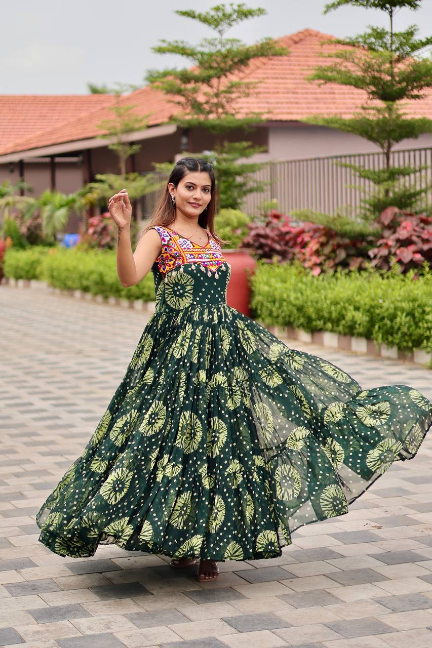 Leheriya Luxe Bandhani Magic Gown