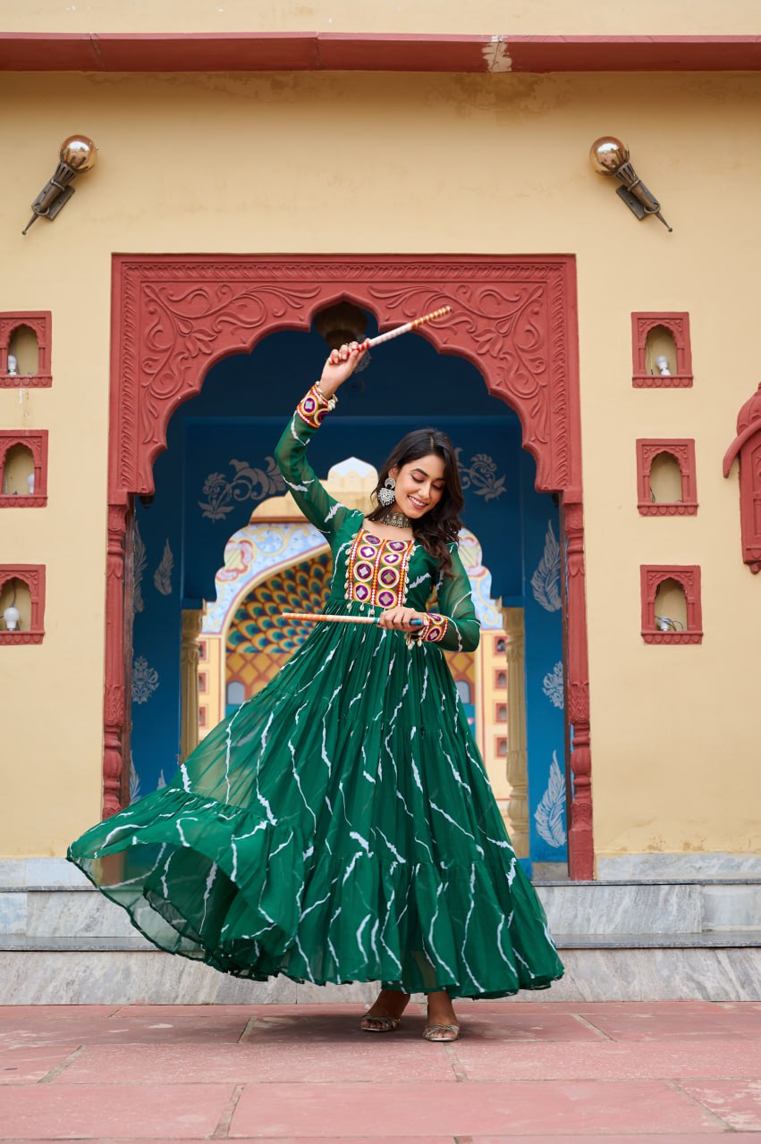 Rangtaari Bandhani Mirror Work Trio Gown