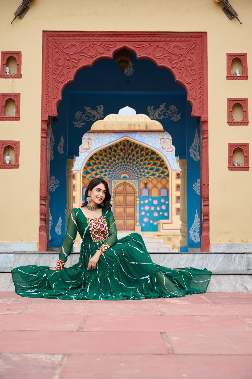 Rangtaari Bandhani Mirror Work Trio Gown