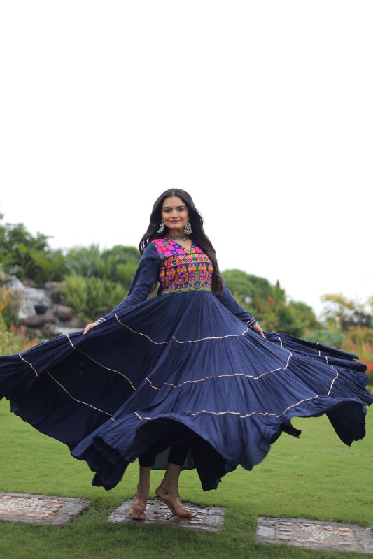 Vivid Vaani Navy & Wine Flare Navratri Gown