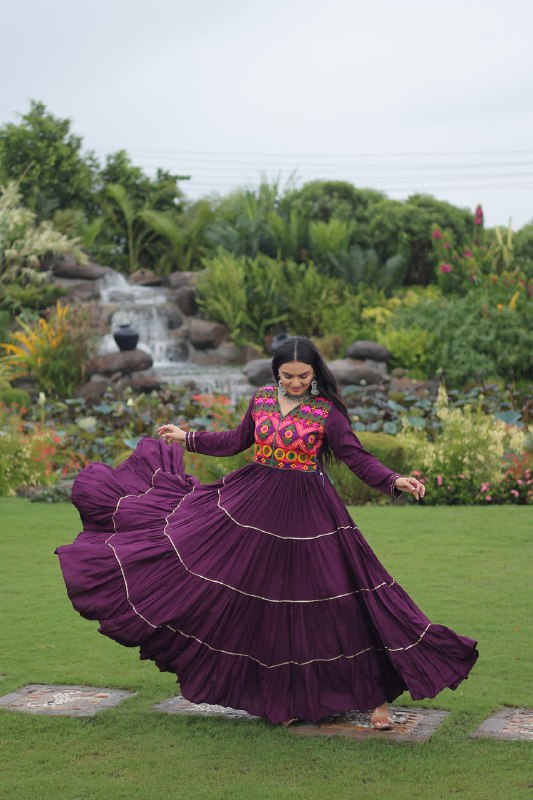 Vivid Vaani Navy & Wine Flare Navratri Gown
