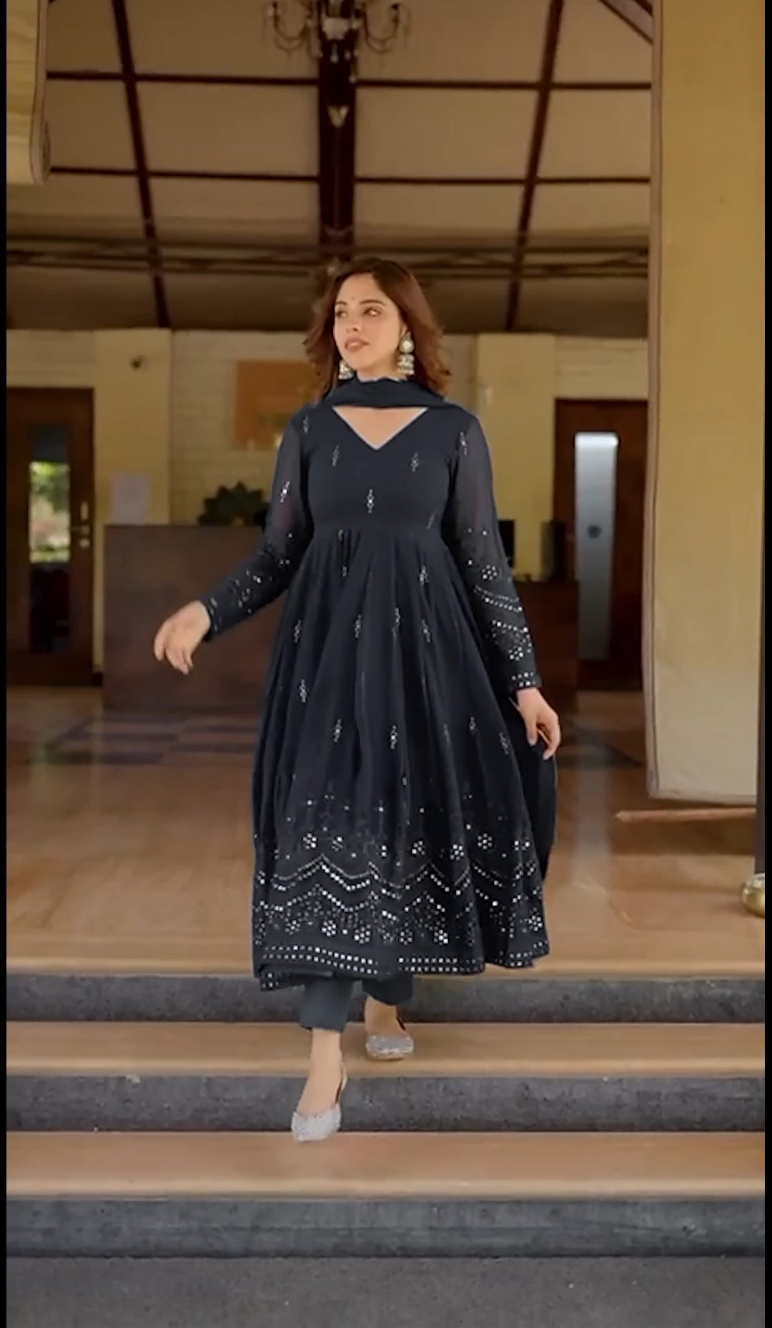 TRISHA WHISPERING BREEZE SUIT SET
