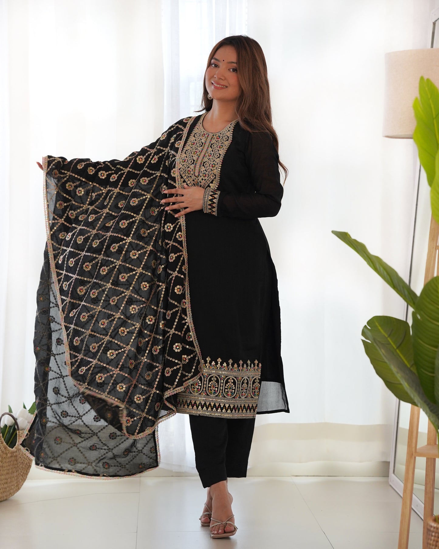 Ethereal Glamour The Fusion of Tradition and Elegance Dresses