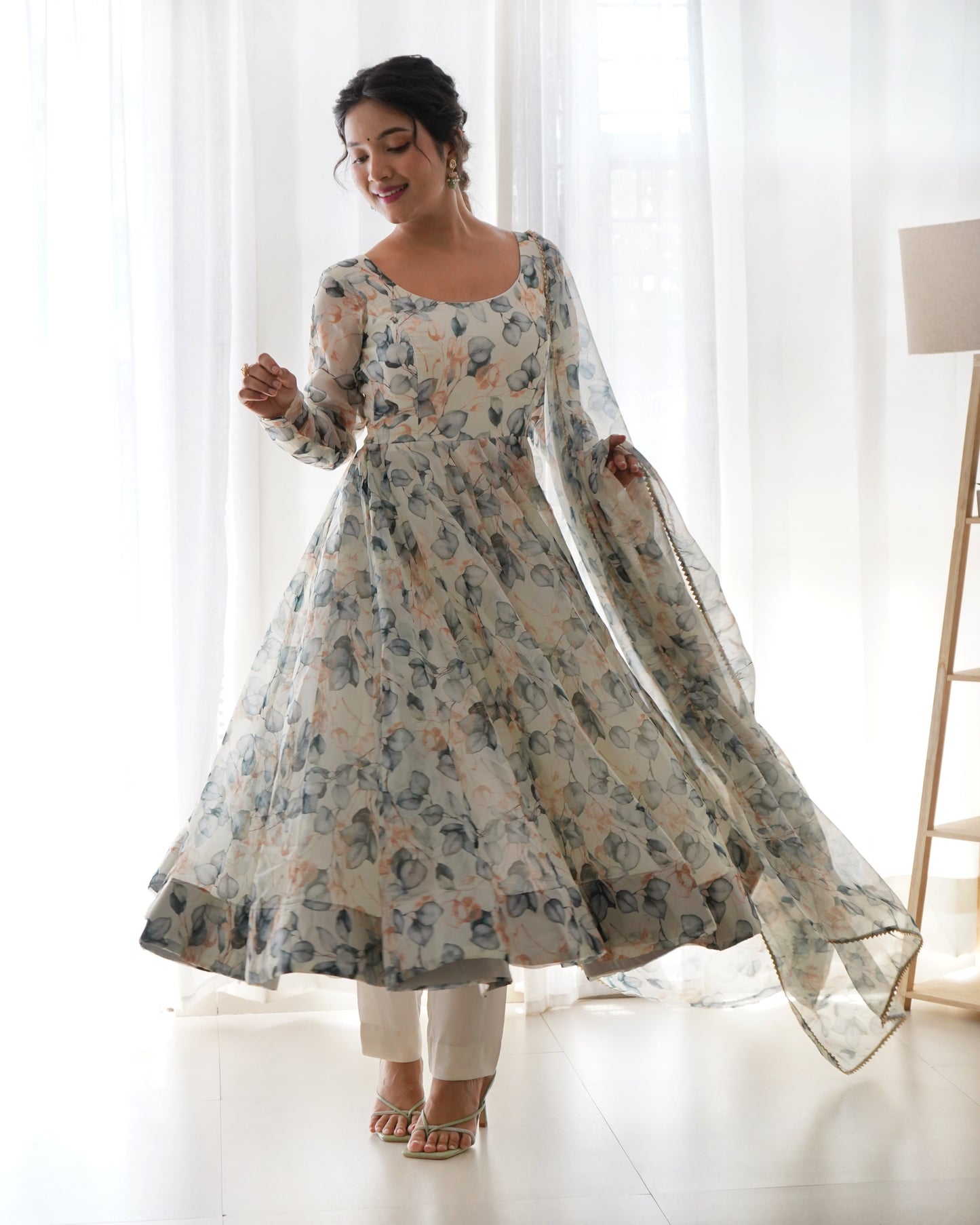 PURE SOFT ORGANZA SILK FABRIC FULLY FLAIR KALI PATTERN NKB-22