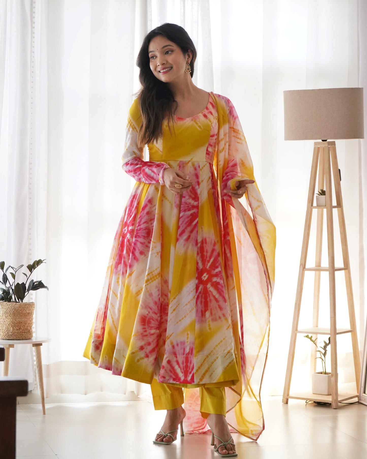 PURE SOFT ORGANZA SILK FABRIC FULLY FLAIR KALI PATTERN NKB-27