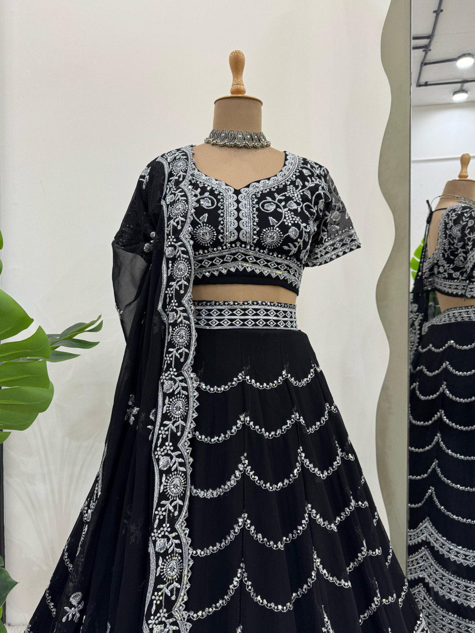 Farisha black lehenga set