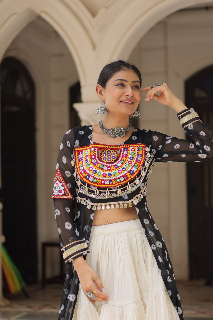 Reewa Bandhani kutchi patchework Lehenga