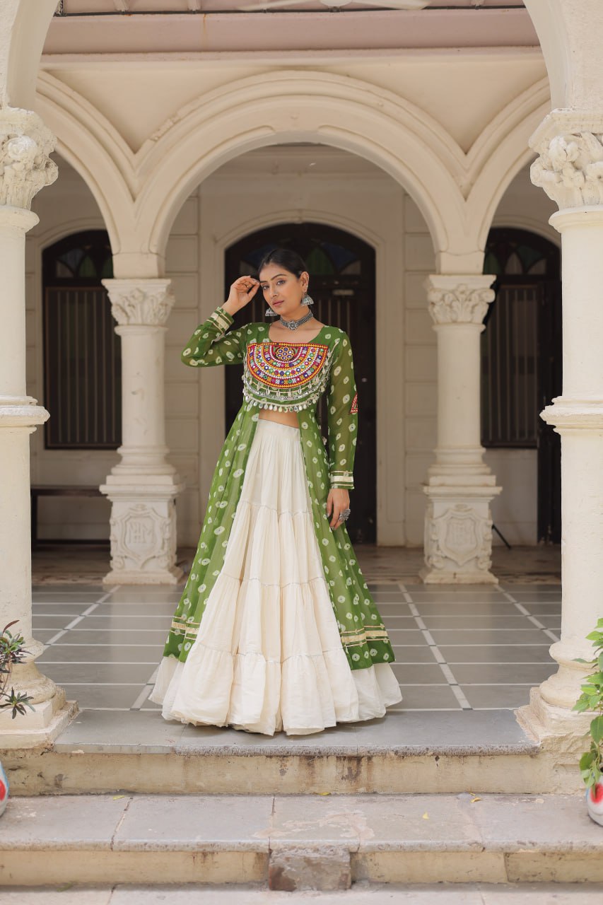 Reewa Bandhani kutchi patchework Lehenga
