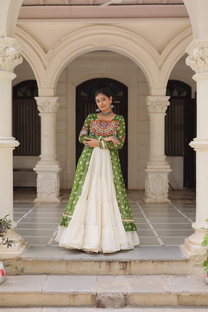 Reewa Bandhani kutchi patchework Lehenga