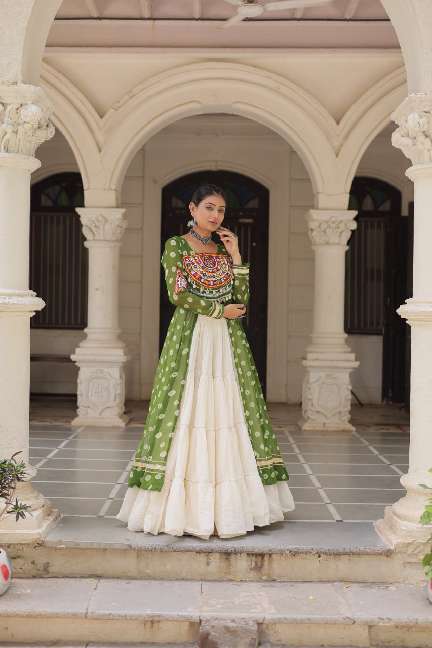 Reewa Bandhani kutchi patchework Lehenga