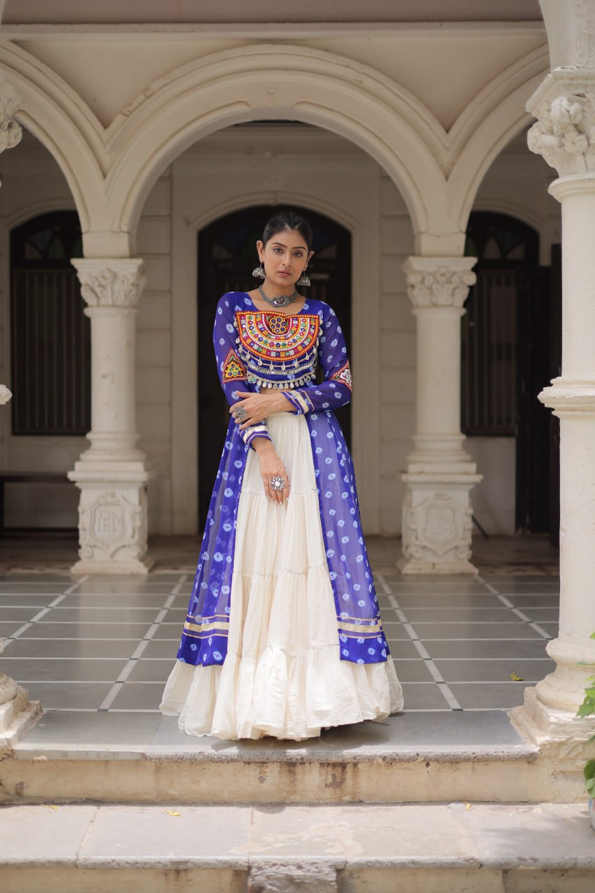 Reewa Bandhani kutchi patchework Lehenga