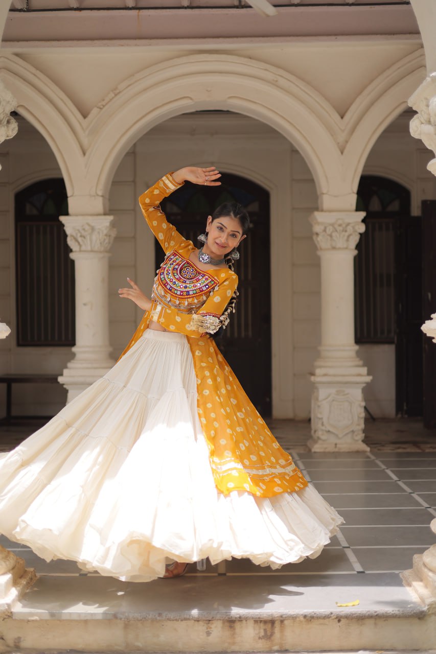 Reewa Bandhani kutchi patchework Lehenga