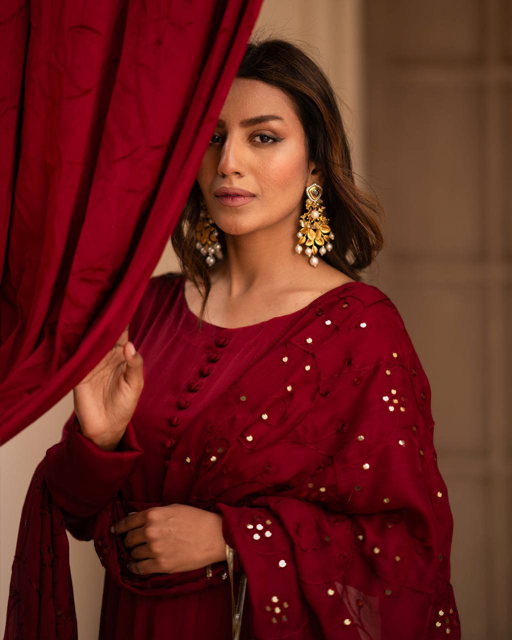 JIYA PREMIUM READYMADE BLACK & RED SUIT SET