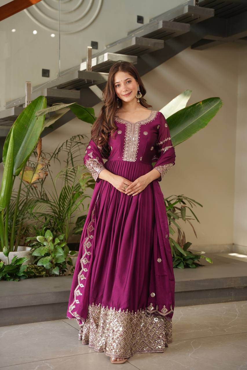Zara’s Noha Crush Silk Designer Gown