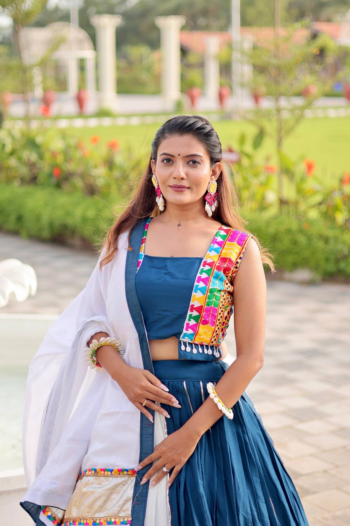 Naina’s Traditional Mirror Embroidered Navratri Lahenga