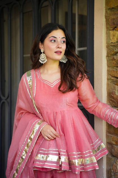 Sharvee Leher  Petal Sharara Set