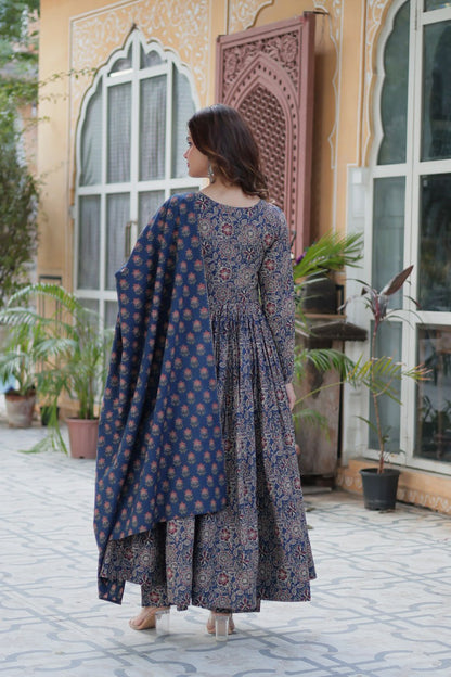Advika Ivory Pure Cotton Suit Set