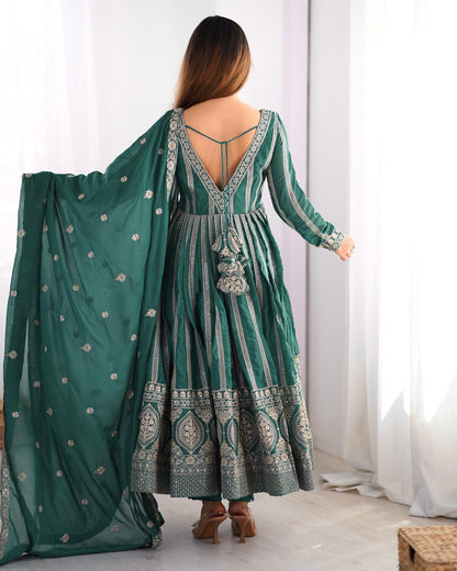 Druhi Gorgeous Star Georgette Classic Anarkali Set