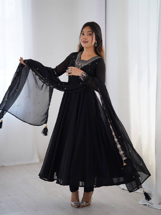 Aarvi Elegance  Purple and Balck  classic Anarkali
