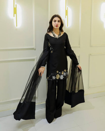 Kaaya Black Luxe  Party Wear  Natural Crep Suit Set