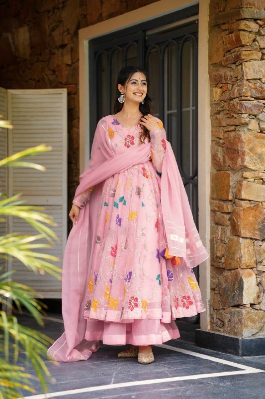 Vanya Gulabi Glee Jaipuri Petals Sharara Set