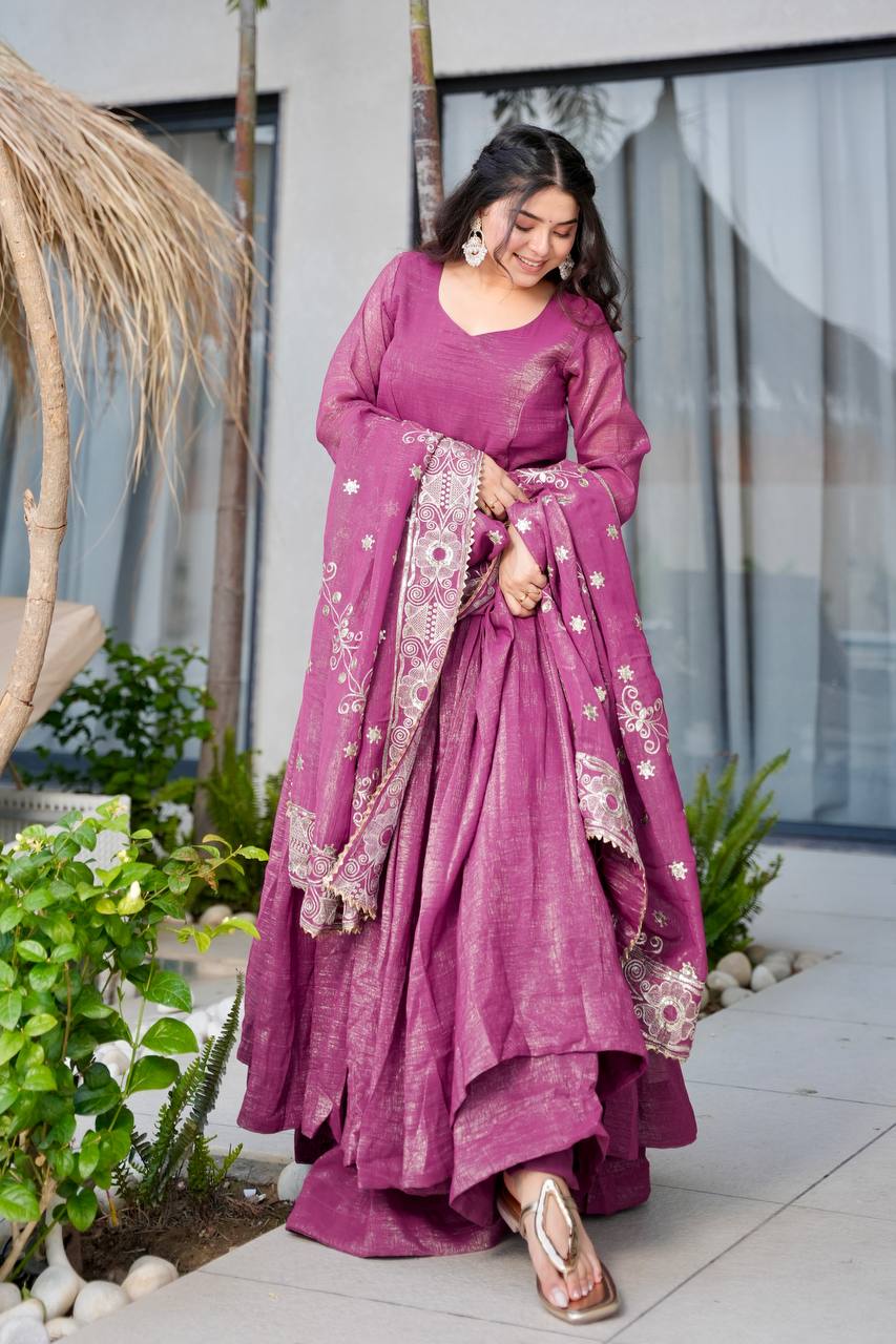 Arohi Mauve Suit Set