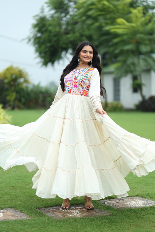 Neelaya Kora Cotton  With Multi Thread  Gown