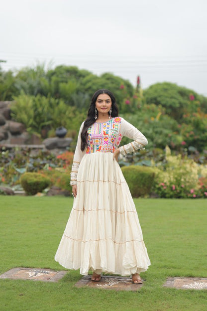 Neelaya Kora Cotton  With Multi Thread  Gown