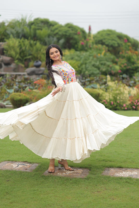 Neelaya Kora Cotton  With Multi Thread  Gown