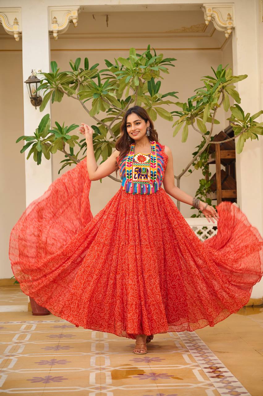 Avni’s Rang Ras   Gamthi Work Special  Navratri Gown