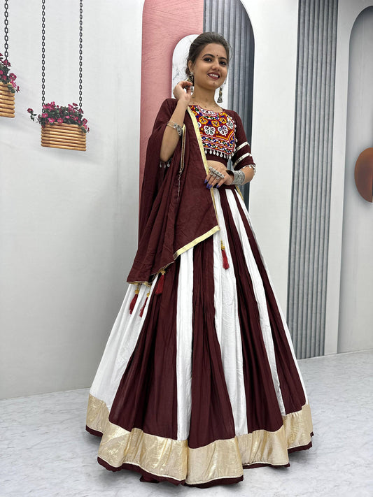 Diya’s Twirling Tradition  Gamthi Artistry  Lehenga Set