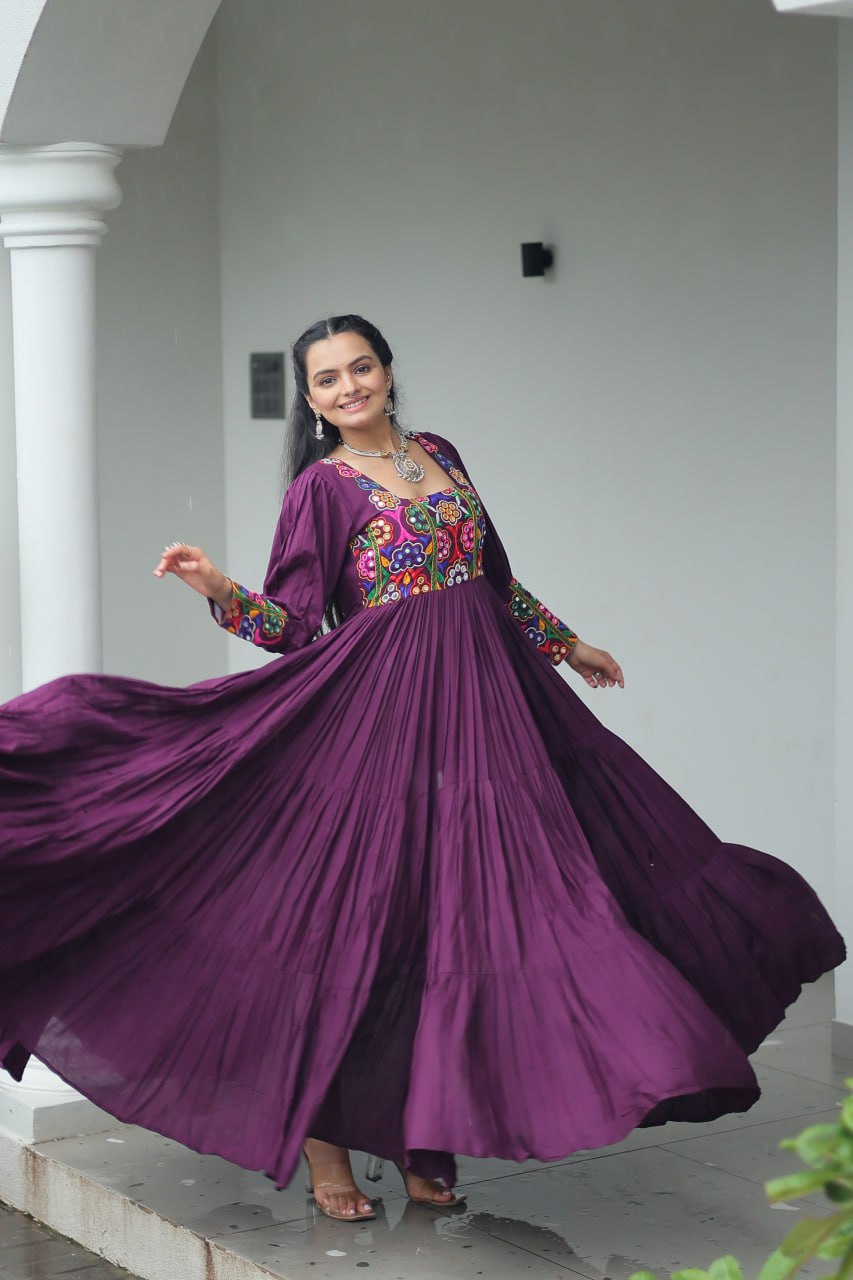Yashvi’s Rangilo Raas Gown Set