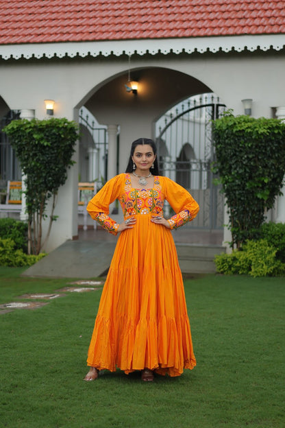 Yashvi’s Rangilo Raas Gown Set