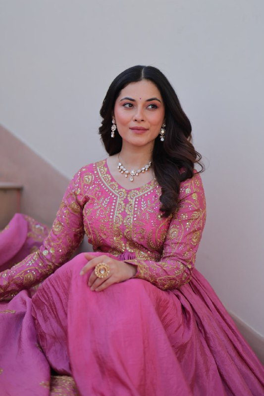 Sanvika Ensemble Regal Threadwork Royal Gown Set