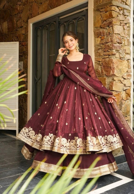 Zarkaar Organza Shimmer Suit Set