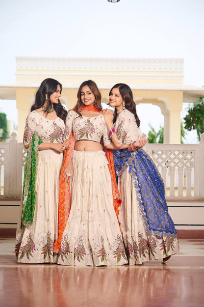 Pari Peacock Pride  Choli Set with  Pretty Bandhani Dupatta