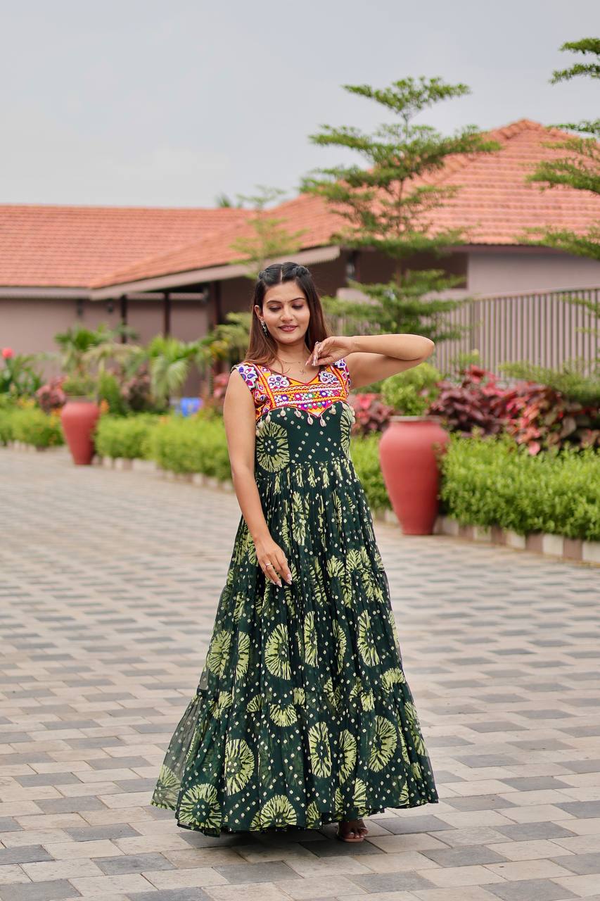 Leheriya Luxe Bandhani Magic Gown