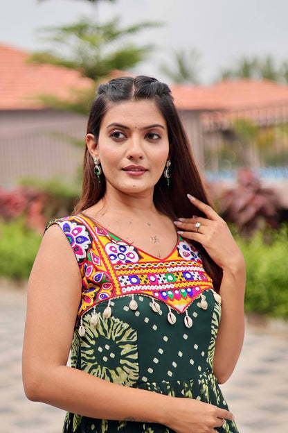 Leheriya Luxe Bandhani Magic Gown