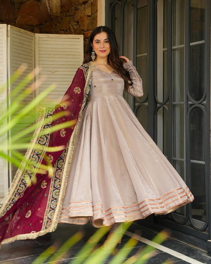 Zarangi  Riwayat Suit Set