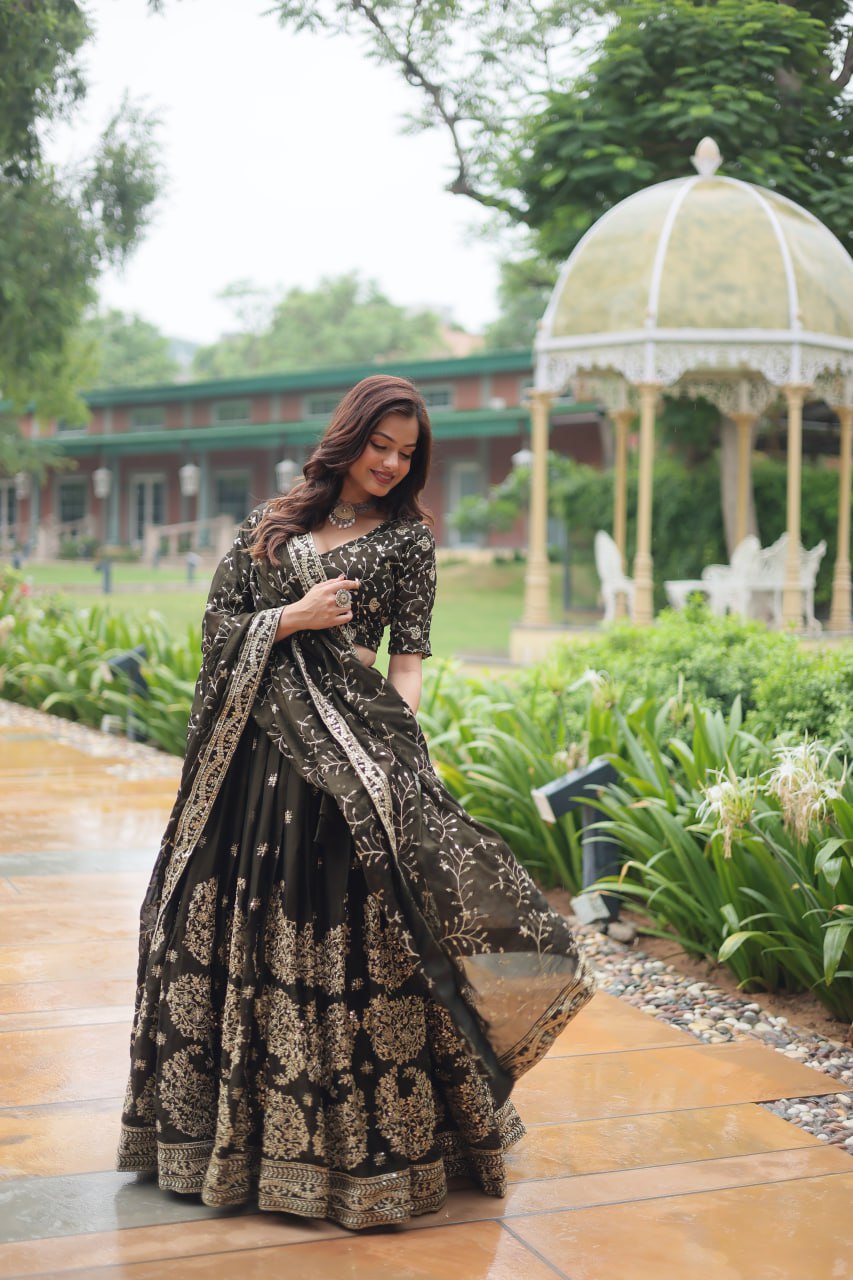Jankhi Radiant Traditions Premium Lehenga Choli