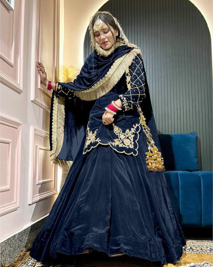 Luxury in Queens Embroidered Set with Dupatta