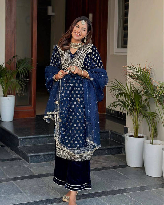 Raniya Premium Velvet Traditional Suit Set