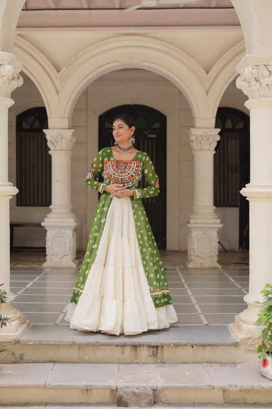 Reewa Bandhani kutchi patchework Lehenga