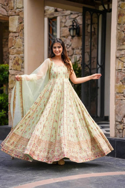 Kriva Premium Foux Gorgette crafted Gown