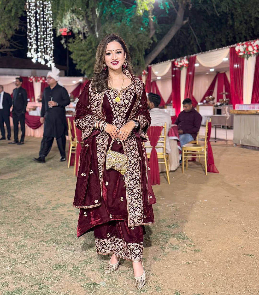 Reeva Royal Premium Velvet Suit Set