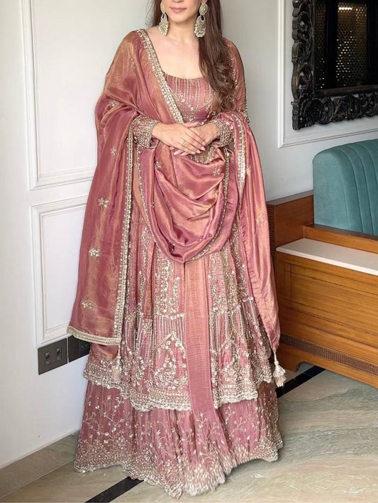 Aarohi Graceful Crunchy Silk Zari Lehenga Set