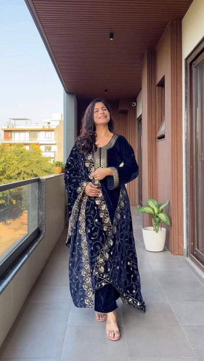 Nazneen Royal Elegance Awaits Velvet suit