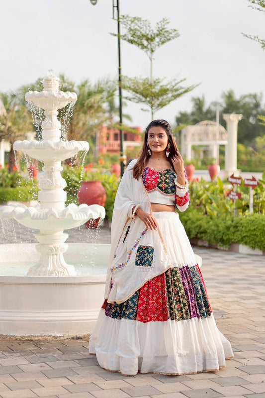 Saanvi’s Heritage White Lehenga Choli